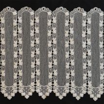 Brise Bise macramé motif fleurs Ecru 90x90 cm
