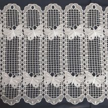 Brise bise papillons en macramé Ecru 0.3x0.9 m