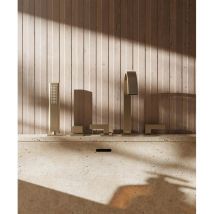 Robinet mélangeur bain-douche sur plage doré brossé - Céfalu