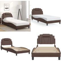 Cadre de lit sans matelas marron 90x200 cm similicuir - Lit Plateforme - Lit Double - Cadre De Lit - Literie - Meubles De Chambre - Home & Living