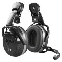 Casco antibriano 'XStream ld', montando su casco