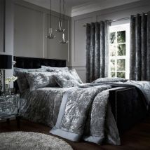 Bianca - Catherine Lansfield Crushed Velvet Super King Duvet Set Silver