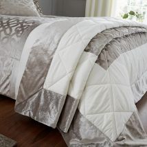 Bianca - Catherine Lansfield Lattice Cut Velvet Bedspread Natural 220x230cm