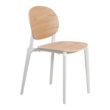 Chaise blanche, assise et dossier en Bois naturel