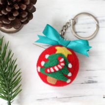 Tlily - Christmas Keychain Needle Felting Kits for Beginner,Needle Kit,Felt Needles,Foam Pad,Felt Cloth,Instruction
