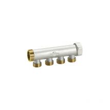 Collettore in ottone nichelato con derivazioni m 24X19 Misura: 3/4 x 4 Vie l. 157 mm