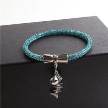 Collier pour animal de compagnie en plastique résistant aux morsures, collier pour chien et chat de taille moyenne, bijoux de luxe scintillants pour