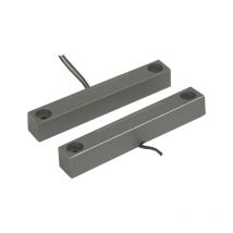 Contatto magnetico di superficie in alluminio con cavo 100V 10W nc IP67 Comelit 30087014