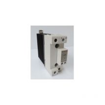 Carlo Gavazzi - Contacteur relais Statique 1 Phase 40A 600V cmd cc Zéro de Tension RGH1A60D40KGE