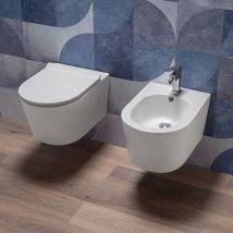 Coppia Sanitari Sospesi Rimless senza Brida con Sedile Softclose Kerm