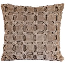 La Grande Prairie - Coussin En Velours Couleur Taupe 60x60cm