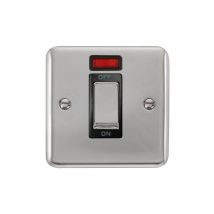 Se Home - Curved Polished Chrome 1 Gang Ingot Size 45A Switch With Neon - Black Trim
