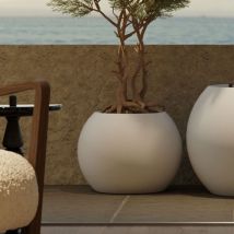 Newgarden Be Happy! - dalia 50. runder Pflanz- und Blumentopf aus Polyethylen ø37,5x50 cm für draußen und drinnen sehr widerstandsfähig. Farbe schwarz