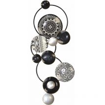 Décoshop26 - Décoration murale a suspendre motif mosaique noir et blanc en métal 91x6x37 cm DEC05088