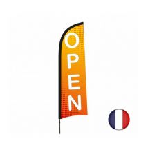 Interface Plv - Drapeau publicitaire open de dimensions 230 x 70 cm avec mât