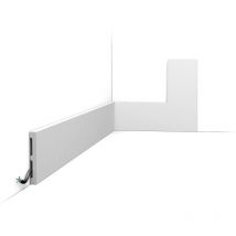 SX163 Plinthe Orac Decor - 10x1,3x200cm (h x p x l) - plinthe décorative polymère Carton complet / RAL9003