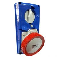 Gewiss - Toma de corriente vertical con enclavamiento 3P+N+E 32A IP67 GW66342N