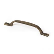 REI - Asa en zamak con acabado cuero, dimensiones: 140x14x24mm, entrepuntos: 96mm -