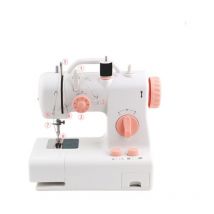 Ménage petit avec poignée 318 Machine à coudre électrique Mini Machine à coudre réglementation européenne