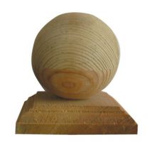 Esfera de pino impregnado 700x700