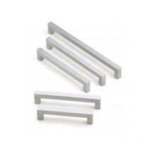 Estamp - Tirador Alustyle 7020 - Aluminio. 142x14x35mm. Entrepuntos 128mm.