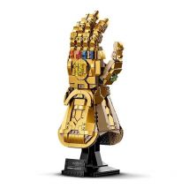 Marvel Infinity Gauntlet Collectible Kit 76191 Model of Thanos' glove for the right hand with infinity stones