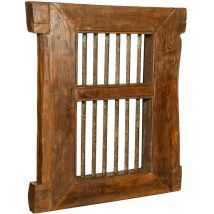 Fenetre grain grille en fer avec cadre finalement restauré en bois massif de teck