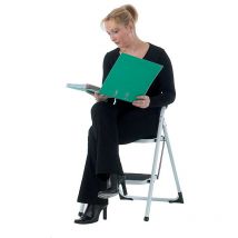 GPC - GS402z Folding - 2 Step comes with Foam Handle - White