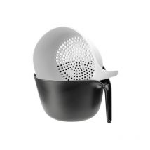 Measuring Jug And Colander - Fusion