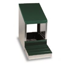 Gauner Padeder von 1 Wohnung mit Eimer