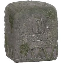 Ult. Einheiten graue Statue 9x8x9,5cm