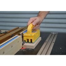 Poussoir Grr-ripper2 Go – Accessoire pour scie à onglet – Matières – MICROJIG