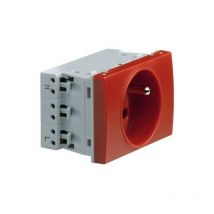 WS131 2P+E keyed socket - Systo - 16A - Hager