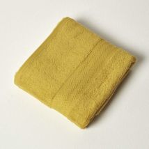 Homescapes - Mustard 100% Combed Egyptian Cotton Bath Towel 500 gsm - Mustard