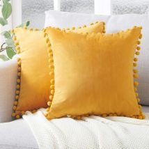 Alovez - Juego de 2 cojines de terciopelo con pompones, funda de cojín decorativa lisa, 45 x 45 cm, amarillo