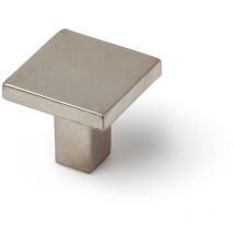 Pomo para Mueble Estilo Contemporáneo Fabricado en Zamak Acabado en Cromo Mate Medidas 303028 mm Sistema de Fijación Atornillado Incluye Tornillos M4