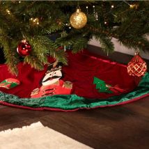 Jupe de sapin rouge avec casse-noisettes
