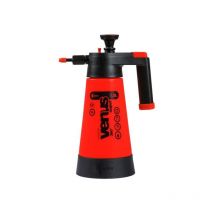 Kwazar - 20010003 Rociador con bomba Venus Super 360 grados 1.5 l para el jardín, pesticidas, pesticidas, resistente a químicos, rojo, 12.5 x 12.5 x
