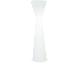 Konika 170 cm de altura. Lámpara de pie con cable para interior y exterior. Luz led recargable mediante usb. Fabricada en España