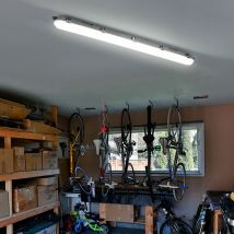 V-tac - Lampe de hall led Plafonnier IP65 lumière résistante à l'humidité Lampe de garage led Lampe à diffuseur à tube led, résistante aux jets, 48W