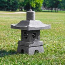 Wanda Collection - Lanterne de jardin japonais en pierre de lave 55cm