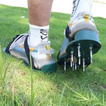 Csparkv - Lawn Aerator, Lawn Scarifier Scarifier Spike Shoes with Adjustable Straps, Universal Indoor and Outdoor