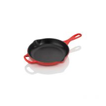 Le Creuset - Skillet en Fonte Émaillée, Rond, ø 20 cm, Compatible avec Toutes Sources de Chaleur (Induction Incluse), 1.51 kg, Cerise (20182200600422)