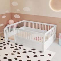 Okwish - Letto per bambini 140 x 200 cm, struttura letto in legno con griglia e porta, bianco