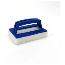 Nettoyage jacuzzi avec brosse éponge - Lntyq