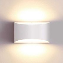 Moderne 7w Led-wandleuchte – Auf-/ablicht, Warmweiß 3000k, Innenbereich
