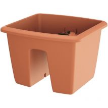Bergland - Maceta respana railing 9L., dimensiones 28,8x29,8x20,9 cm, color Terracota