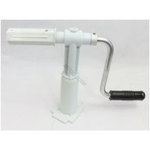 Une manivelle enrouleur solaris pour bache piscine Kokido