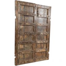 Massivholz- und Eisentür für den Innen- und Außenbereich aus dem Mittelalter