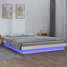 Massivholzbett mit LEDs Weiß 120x190 cm CFW871796